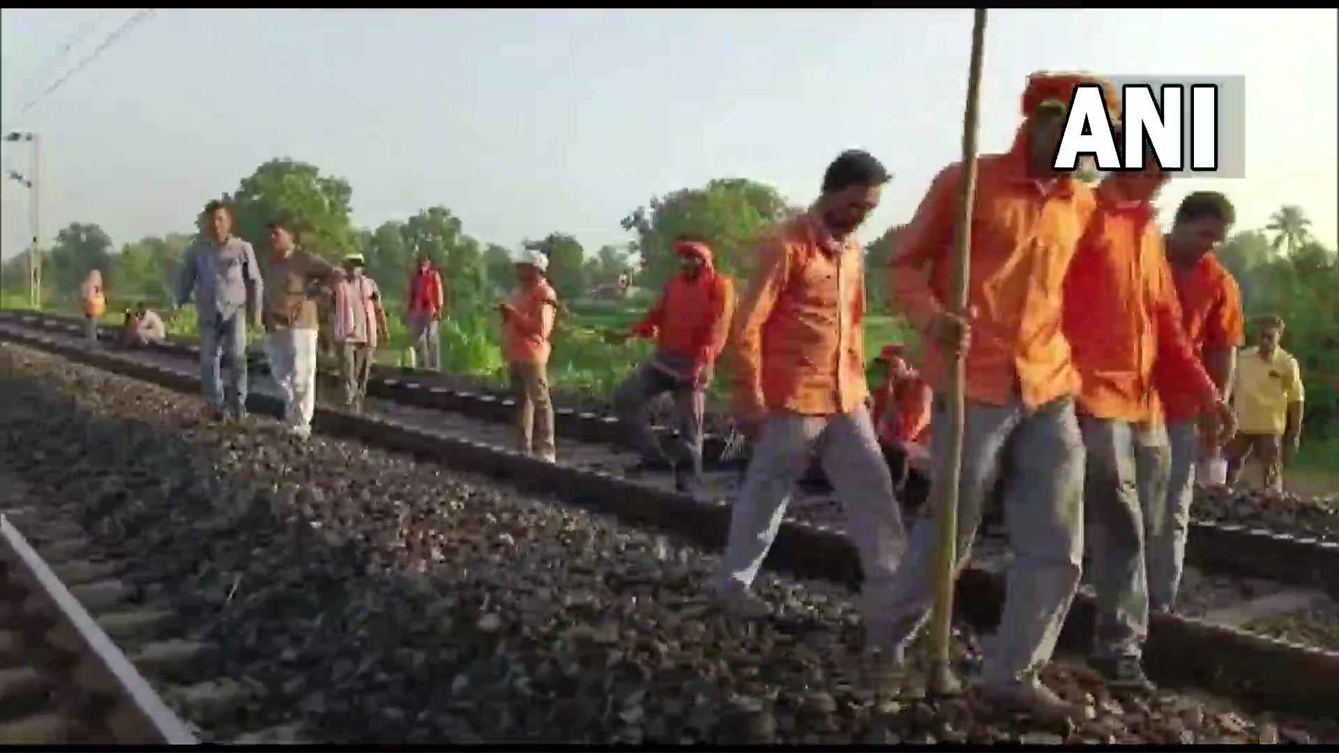 Maharashtra Four wheels of express train come off track after it hits